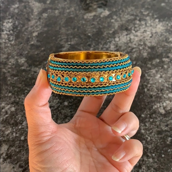Gorgeous Bangle - Picture 2 of 4